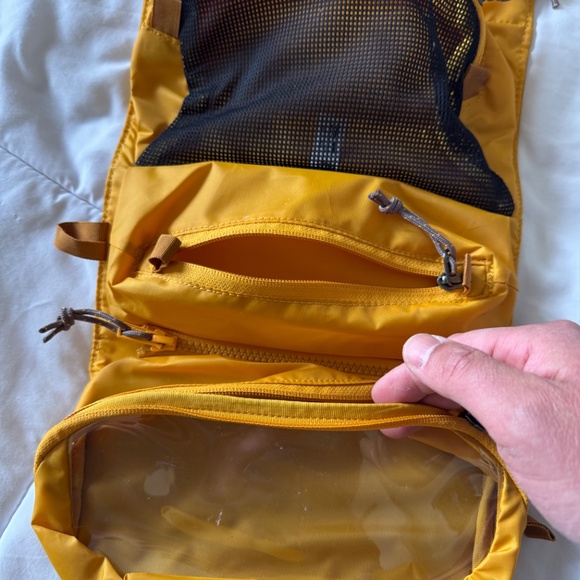 REI Dopp kit toiletry camping yellow mustard cool foldable lightweight - Picture 4 of 5